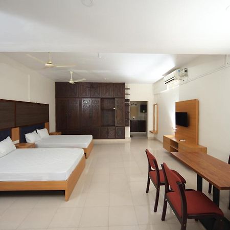 Ashtamudi Lake Garden Resorts Kollam Exterior photo